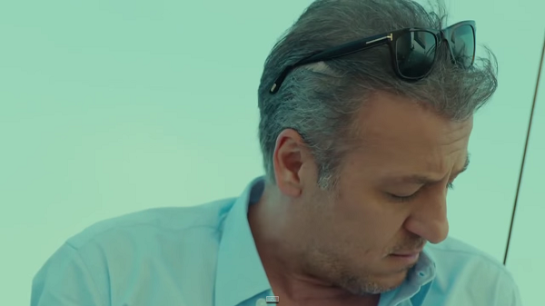 Medcezir Selim - Güneş Gözlüğü